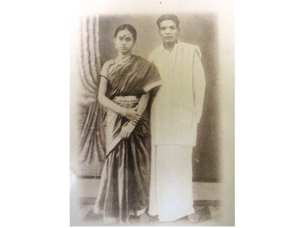 Writer Manaa column on Karunanidhis childhood days