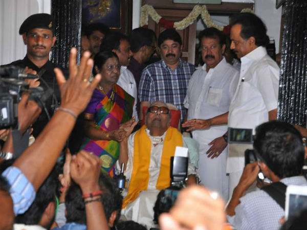 Karunanidhi meets his cadres today 
