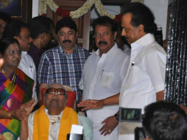 MK Stalin wishes Karunanidhi on 95th Birthday MK Stalin wishes Karunanidhi on 95th Birthday