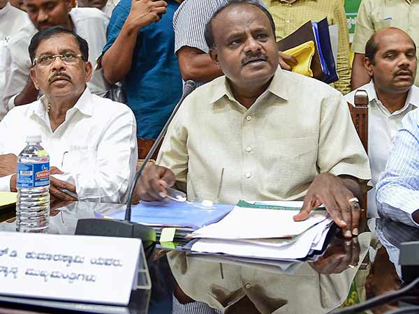 Kumaraswamy calls all party meeting to discuss Cauvery water issue Kumaraswamy calls all party meeting to discuss Cauvery water issue