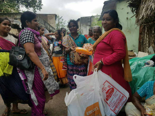Chennai Lady provides free Napkins for women with mental illness Chennai Lady provides free Napkins for women with mental illness