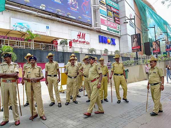 Amidst Pro- Kannada groups protest, Kaala finally released in Karnataka 