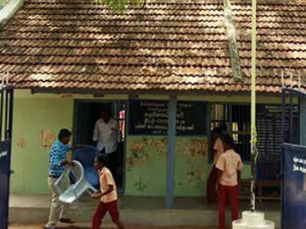 ஆங்கில வழி கல்வி இல்லை