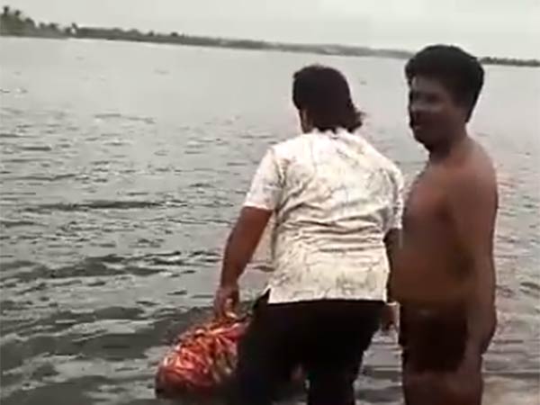 போலீஸ் விசாரணை போலீஸ் விசாரணை