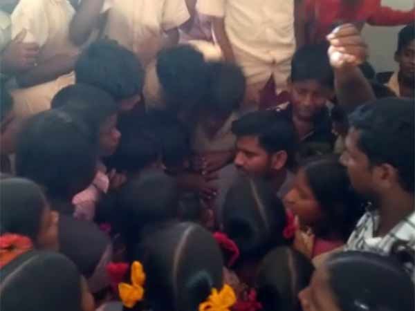 சார்..போகாதீங்க! 