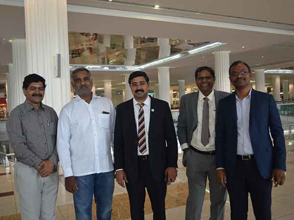 A garnd welcome for DMK MP Kanimozhi in Dubai 