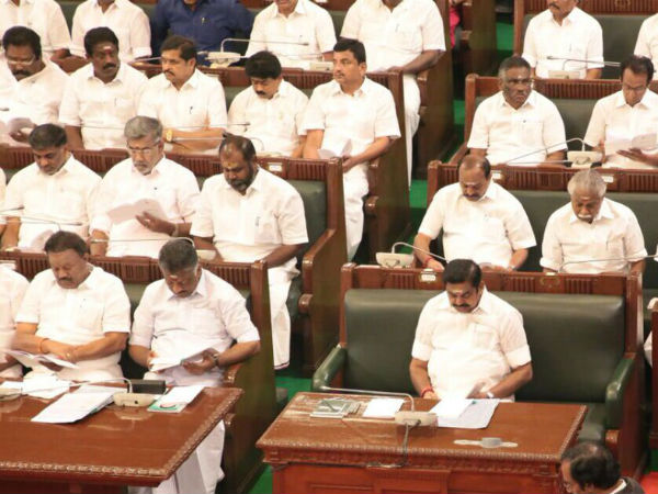 வருவதும் தெரியாது போவதும் தெரியாது 