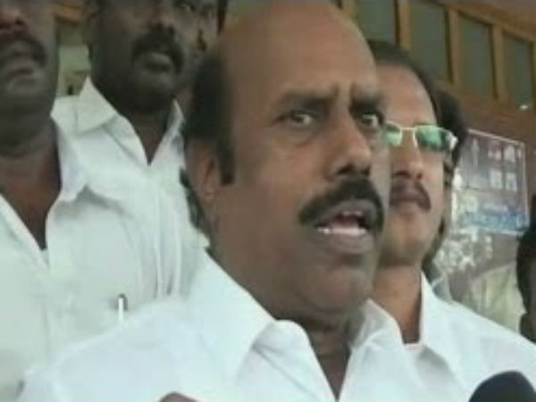 பாட்டுப்பாடிய வேலு 