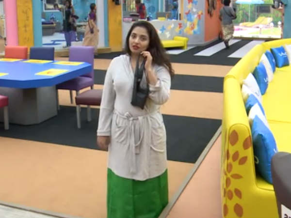  போராட்டம் நடத்திய மும்தாஜ் :