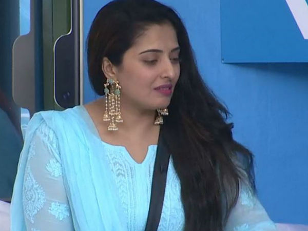 மும்தாஜின் எதிர்ப்பு: