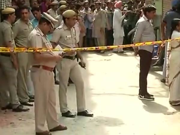 கடவுள் காப்பார் 