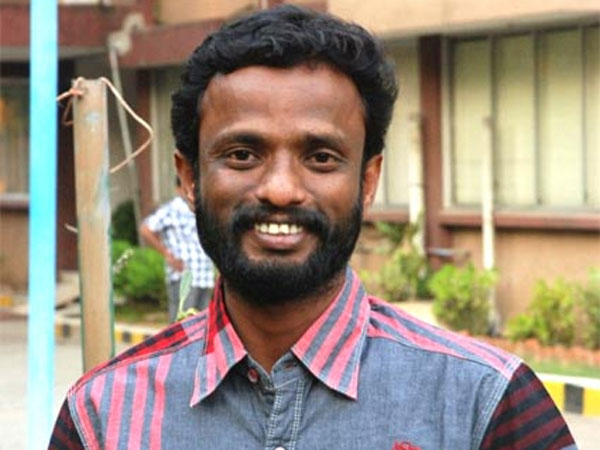 நீங்க யாரு நடுவுல.. 