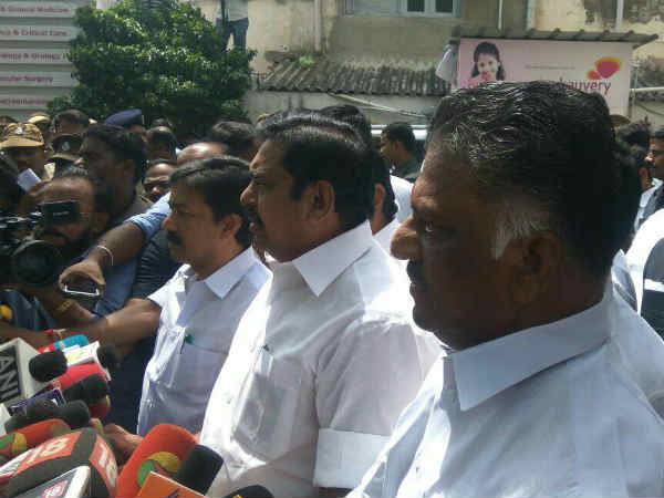  அமைச்சர்களும் சென்றனர் 