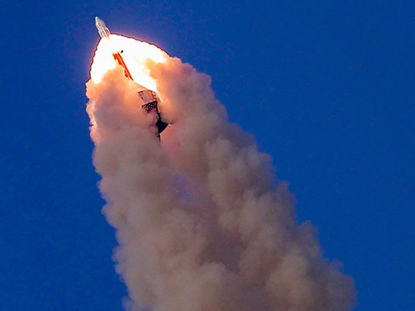 மனிதர்கள் 