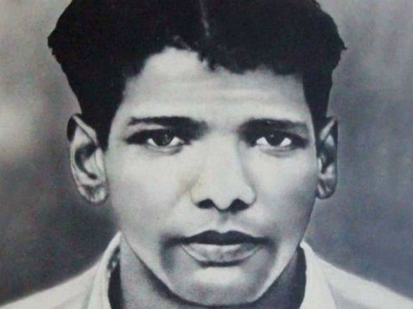 முதல் போராட்டம் 