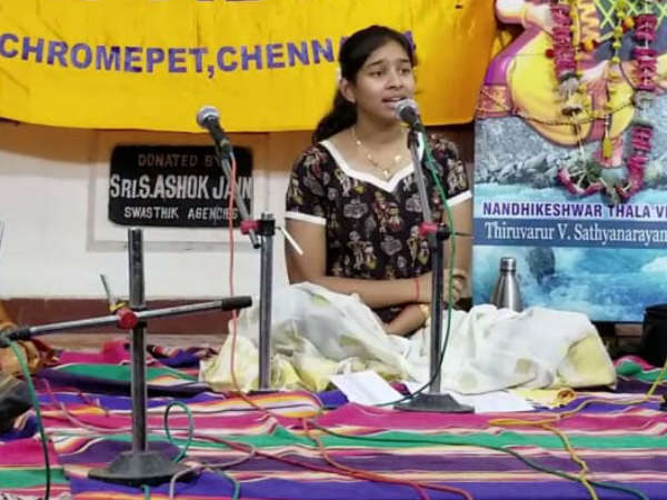Dubai Tamil student participated in the Chennai Karnatic music program 