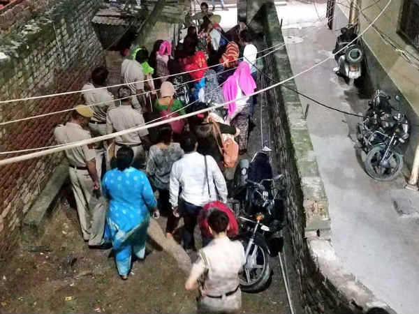 Rescued 16 Nepalese girls before trafficked from Delhi to Gulf country 