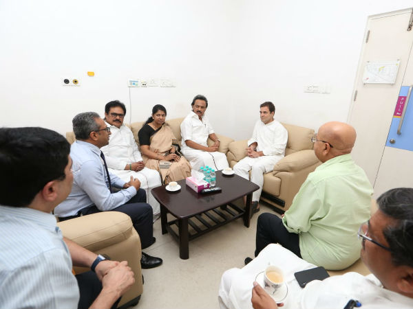 Karunanidhi is so strong like TN people says Rahul Gandhi 