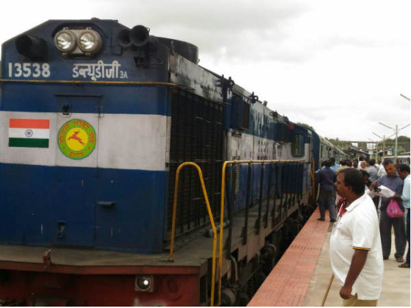 ரயில்களில் மாறும் 