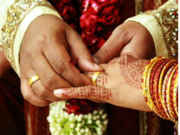 ரகசிய திருமணம் 