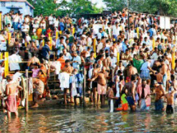 aadi perukku is a day dedicated to the god of nature 3-8-2018 aadi perukku is a day dedicated to the god of nature 3-8-2018