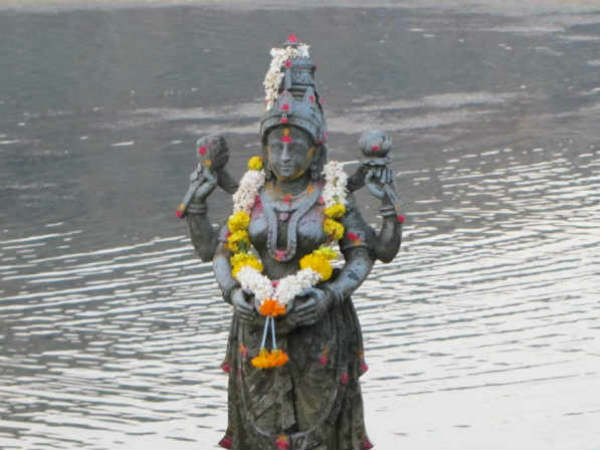 aadi perukku is a day dedicated to the god of nature 3-8-2018 aadi perukku is a day dedicated to the god of nature 3-8-2018