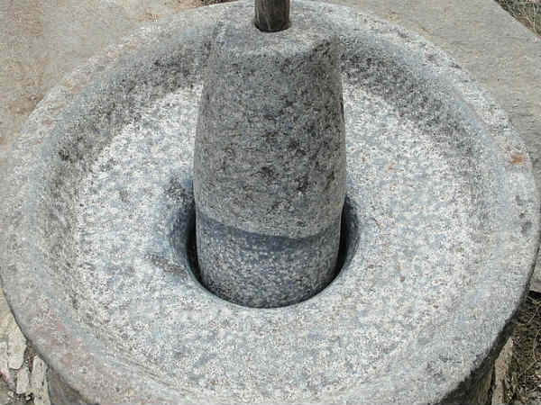 ஆட்டுக்கல், சட்டிபானை 