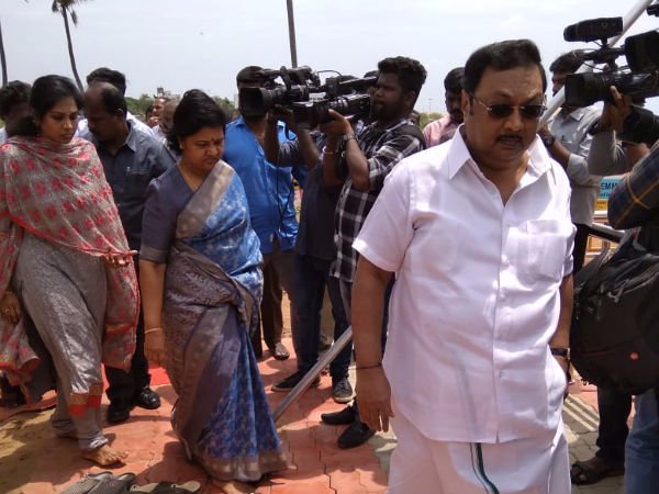 செயற்குழு முடிவுக்காக வெய்ட்டிங் 