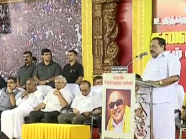 கருணாநிதிக்கு புகழாரம் 