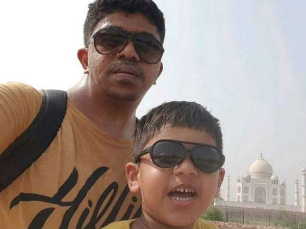 Father and son landed in Guinness after seeing the official monuments around India Father and son landed in Guinness after seeing the official monuments around India