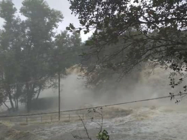 700 வீடுகள் பாதிப்பு 