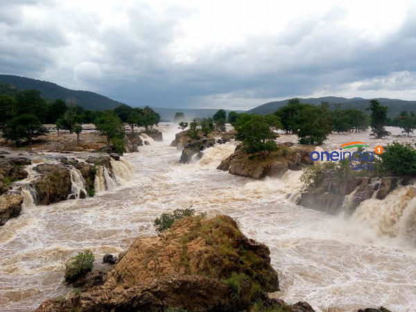 ஒகேனக்கல் போக்குவரத்து தடை 