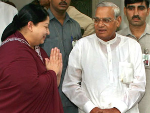 மிரட்டல்கள் மிரட்டல்கள்