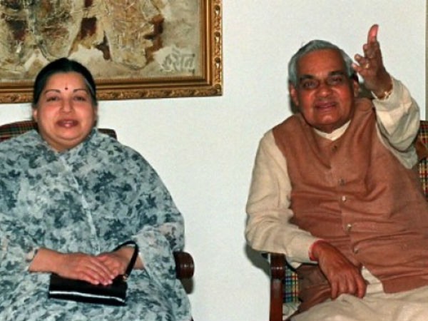 ஜெ. பாடாய்படுத்தினார் ஜெ. பாடாய்படுத்தினார்