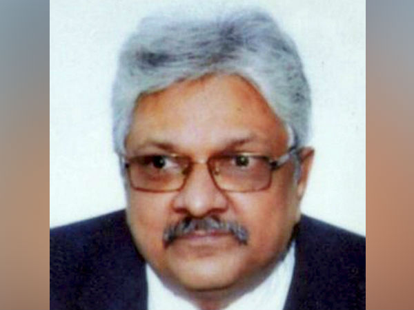 பின்னணி என்ன? 