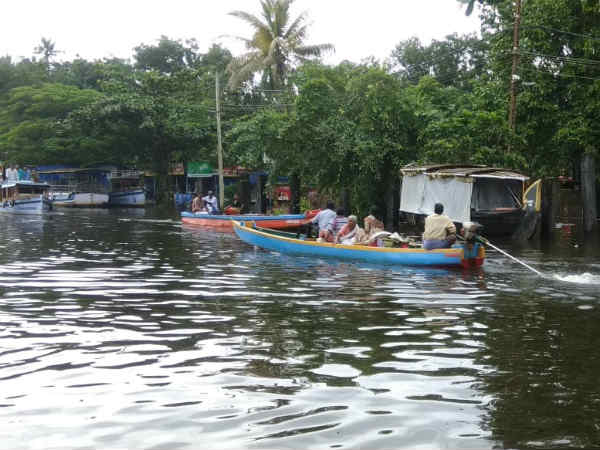 நிவாரண முகாம்கள் 