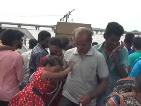 மதுரையில் உள்ளது 