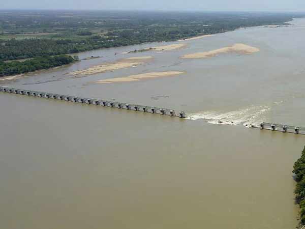 Sand mining is not the reason for Mukkombu dam damage: CM Edappadi Palanisamy Sand mining is not the reason for Mukkombu dam damage: CM Edappadi Palanisamy