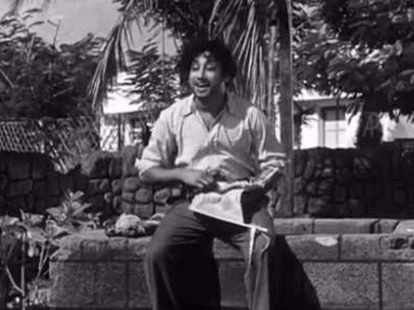  திக்குமுக்காடிய ரசிகர்கள் 