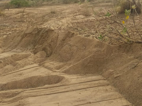 Illegal sand quarrying in Amaravathi make the river deprived of its lifeline 