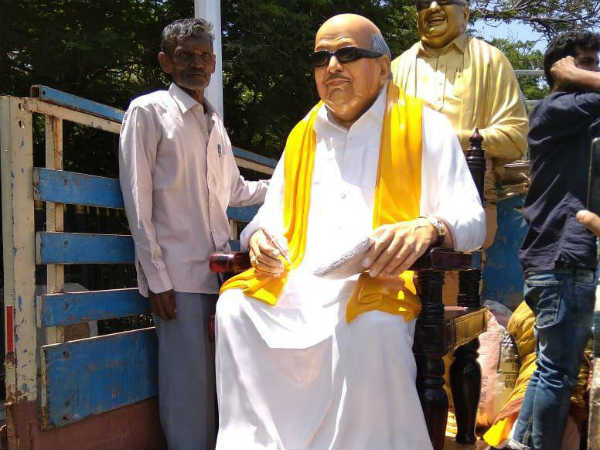 உரிய அங்கீகாரம் வேண்டும் 