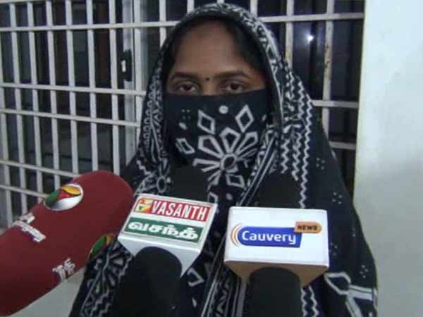 கல்லூரி முதல்வர் விசாரணை 