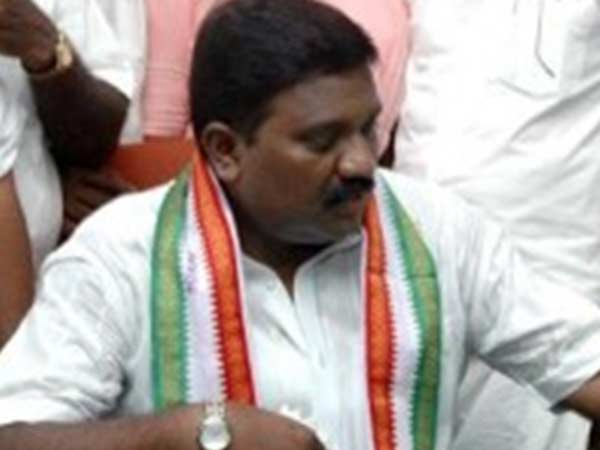 காங்கிரஸ் ஆதரவு 