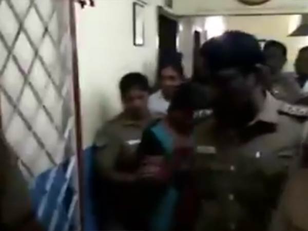 காத்திருந்த காதல் மனைவி காத்திருந்த காதல் மனைவி