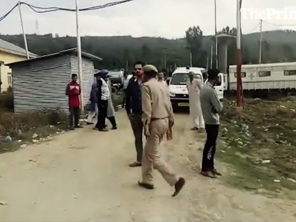 கண்களை நோண்டி, மண்டையை உடைத்து 