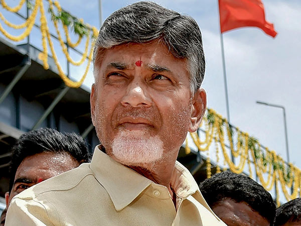 அனைவரும் சமம் 