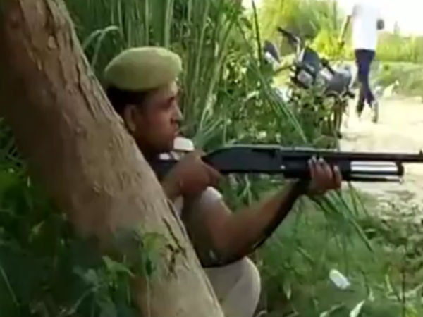 வந்து குவிந்த மக்கள் 