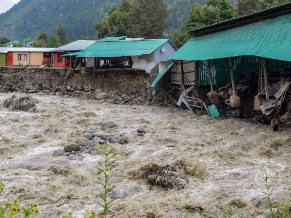நதிகளில் வெள்ளப்பெருக்கு 