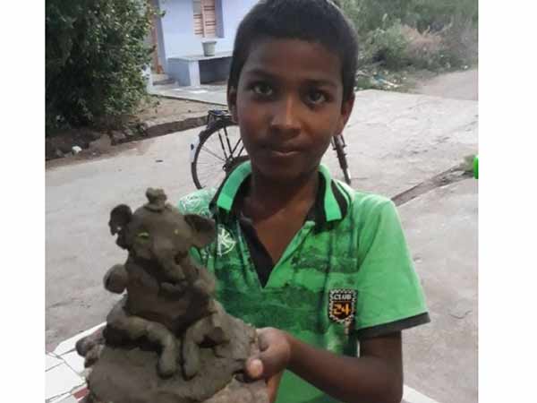 களிமண் பிள்ளையார்கள்