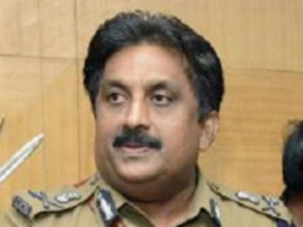 டைரியில் ஜார்ஜ் பெயர் டைரியில் ஜார்ஜ் பெயர்